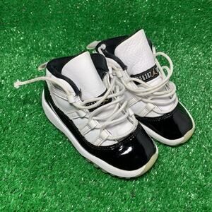 Nike Air Jordan 11 Retro Gratitude White Black Gold 378040-170 Kids Shoes 8C